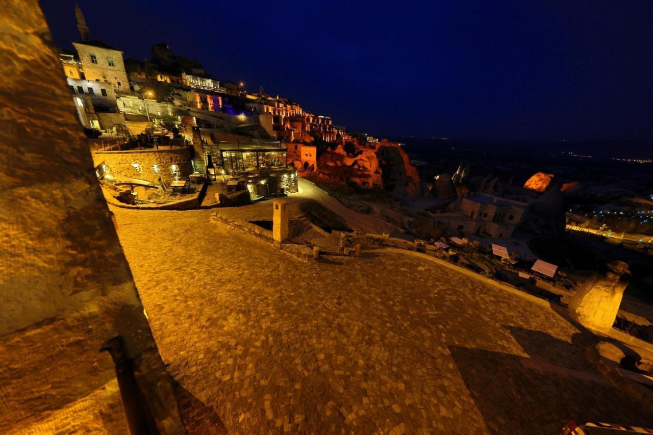 Eyes Of Cappadocia Cave Hotel Uchisar Εξωτερικό φωτογραφία